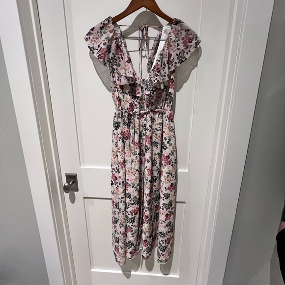 Tularosa Floral Dress - Picture 2 of 4